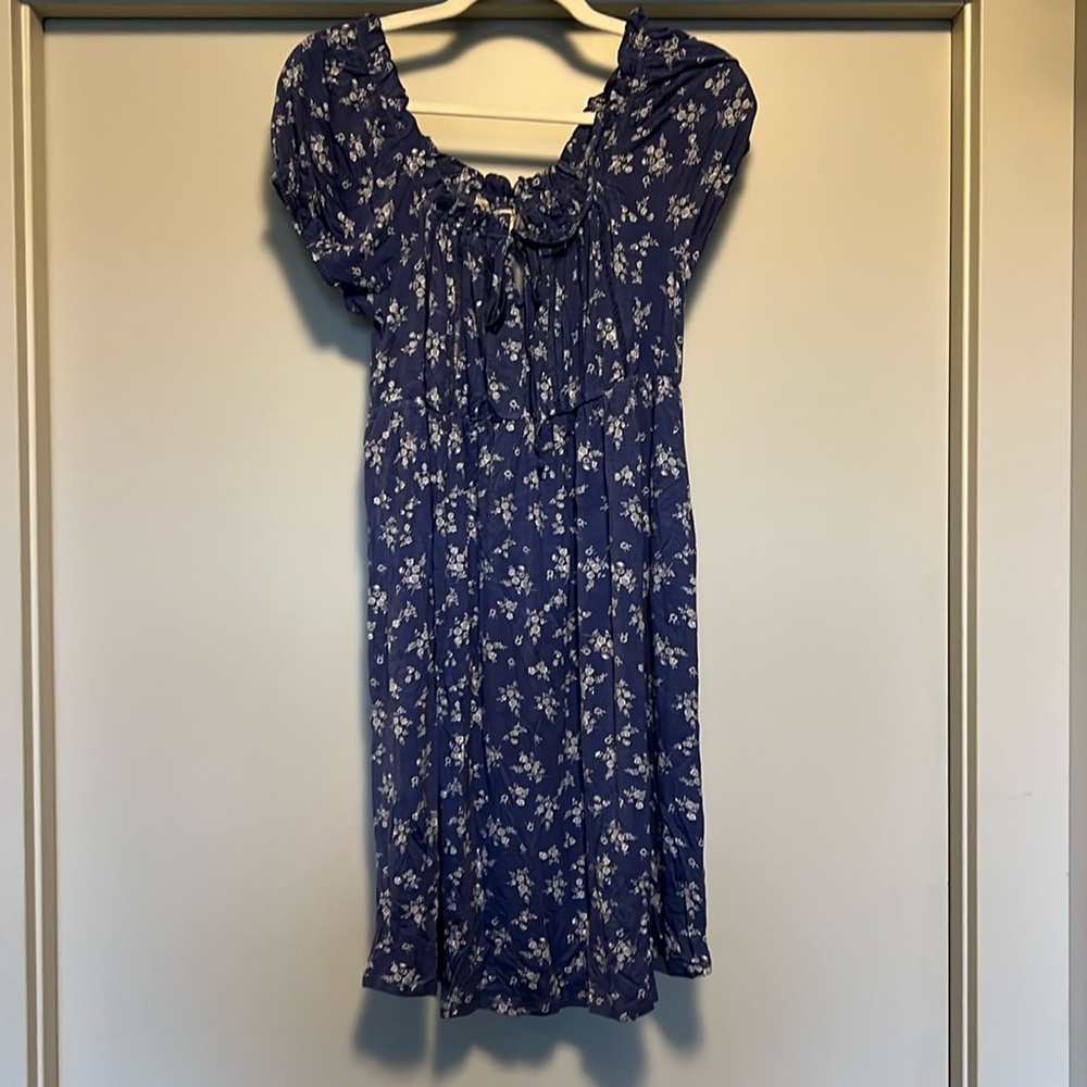 Soft Floral Blue dress w white flowers